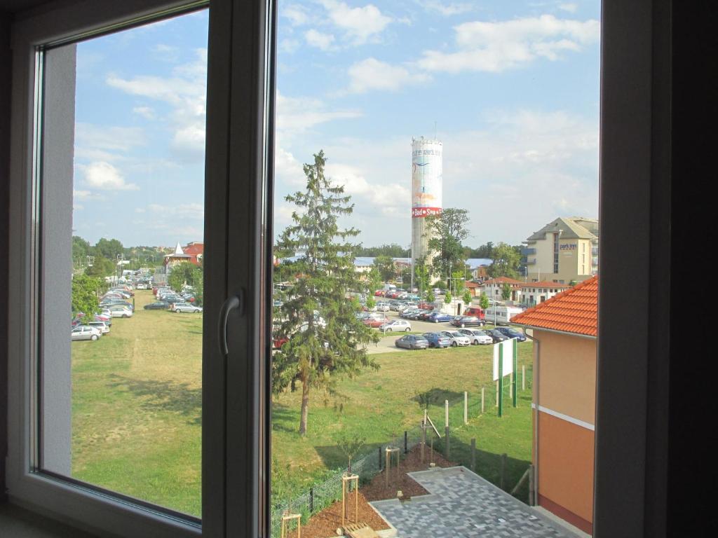 Alpha Apartman Шарвар Экстерьер фото